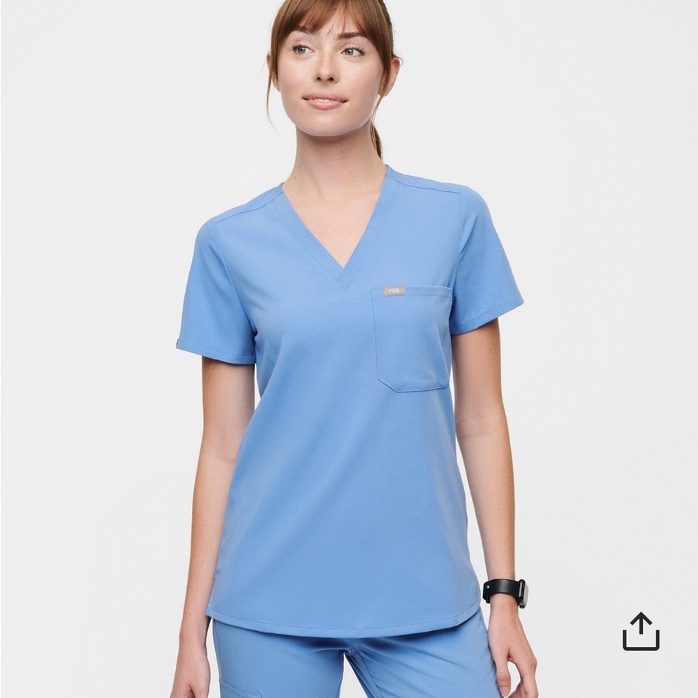 Figs Ceil Blue Catarina Scrub Top